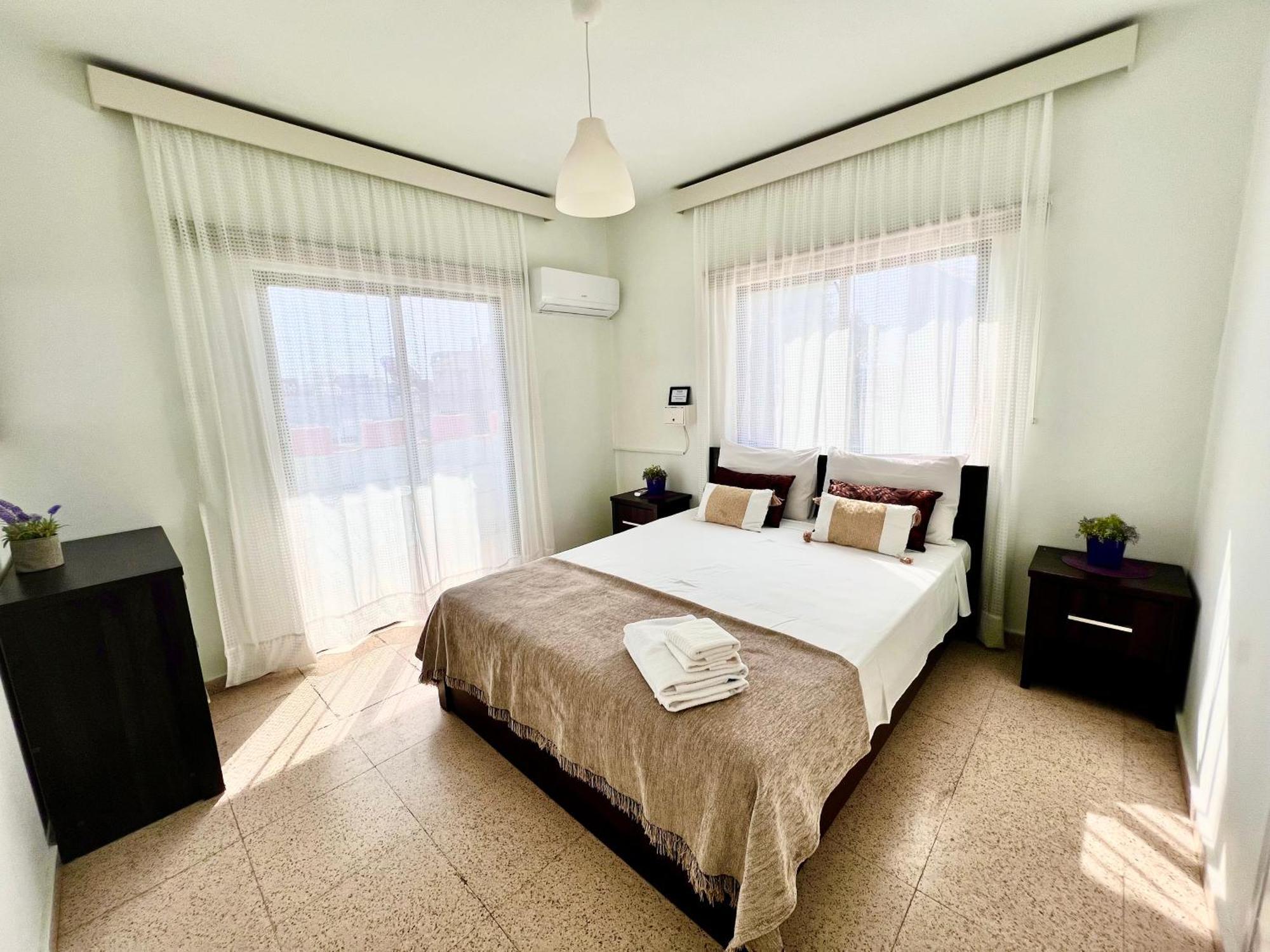 Apt On The Street Of Bars&Nightclubs In Ayia Napa 11 Apartment Exterior photo
